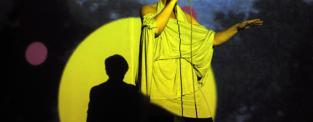 Milostný slabiky Moniky Načevy